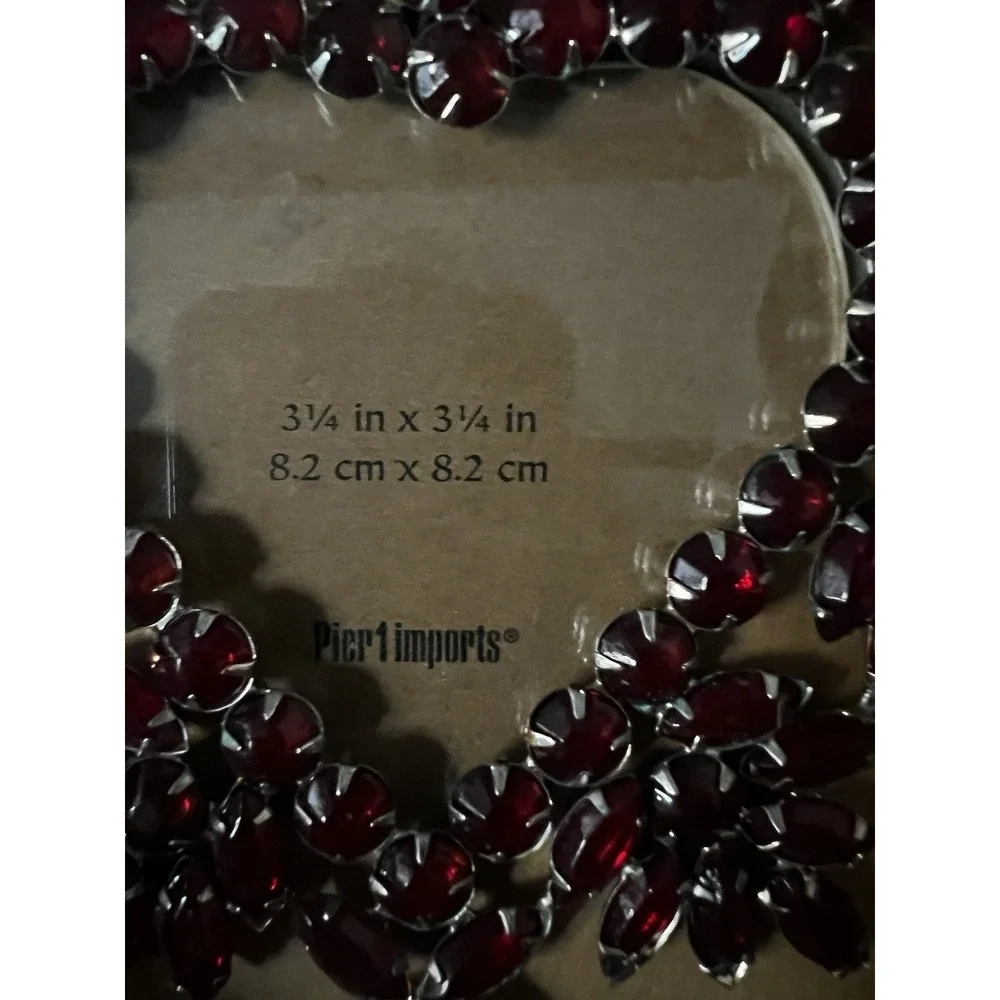 Pier‎ 1 Heart-Shaped Jeweled Valentine Photo Frame Holds 3.25x3.25
